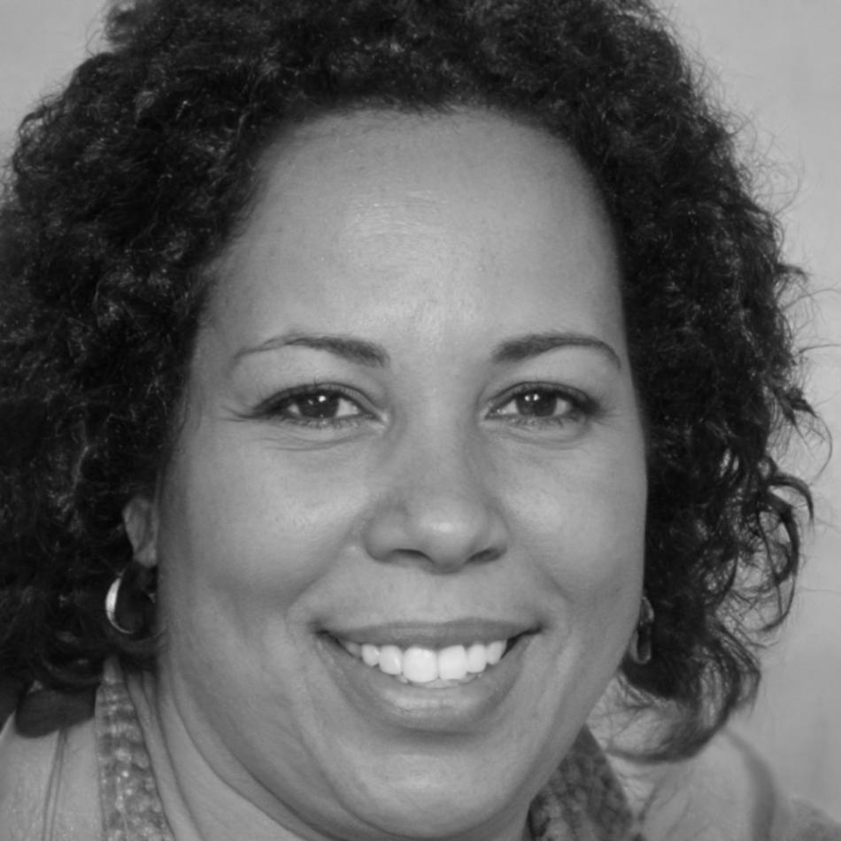 Maria Silva, Diretora Financeira